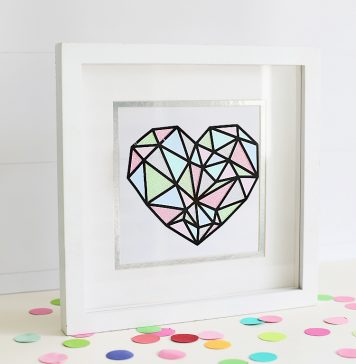 Faux Stained Glass Heart with Transparent Glitter Vinyl