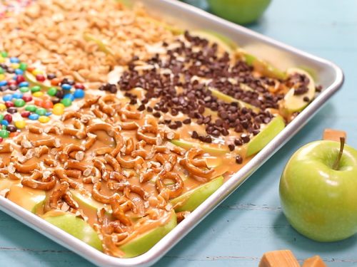 Easy Sheet Pan Caramel Apples (Slices) - Wellness by Kay