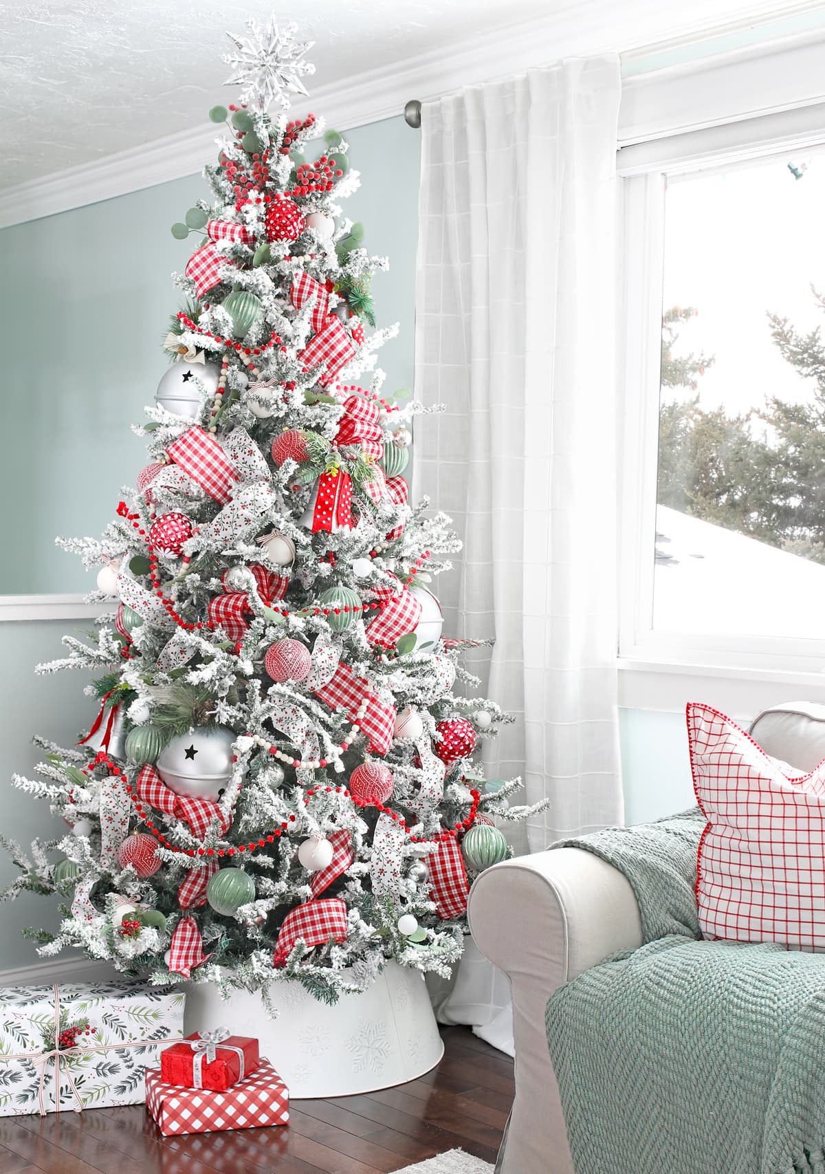 Christmas Gift Wrapping Small Stars, Christmas Trees, Snowflakes