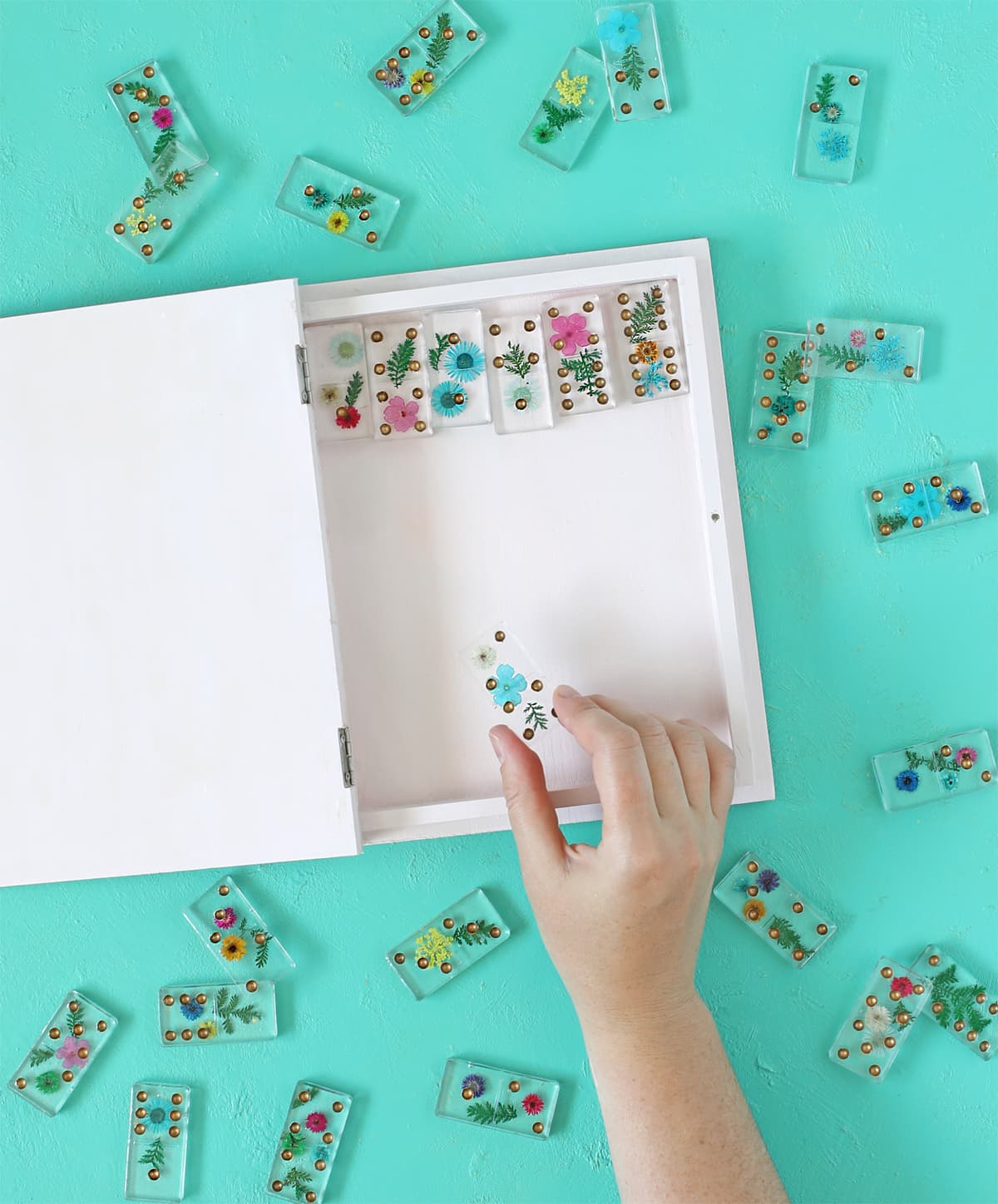 diy resin floral dominoes