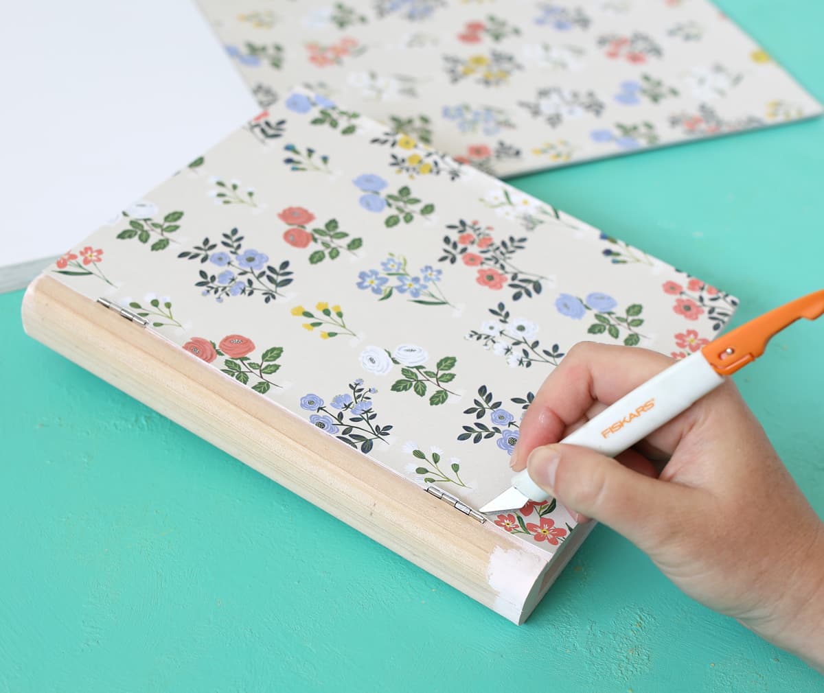 making a floral book box