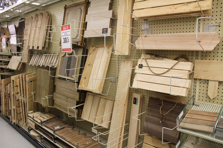 blank wood signs at hobby lobby