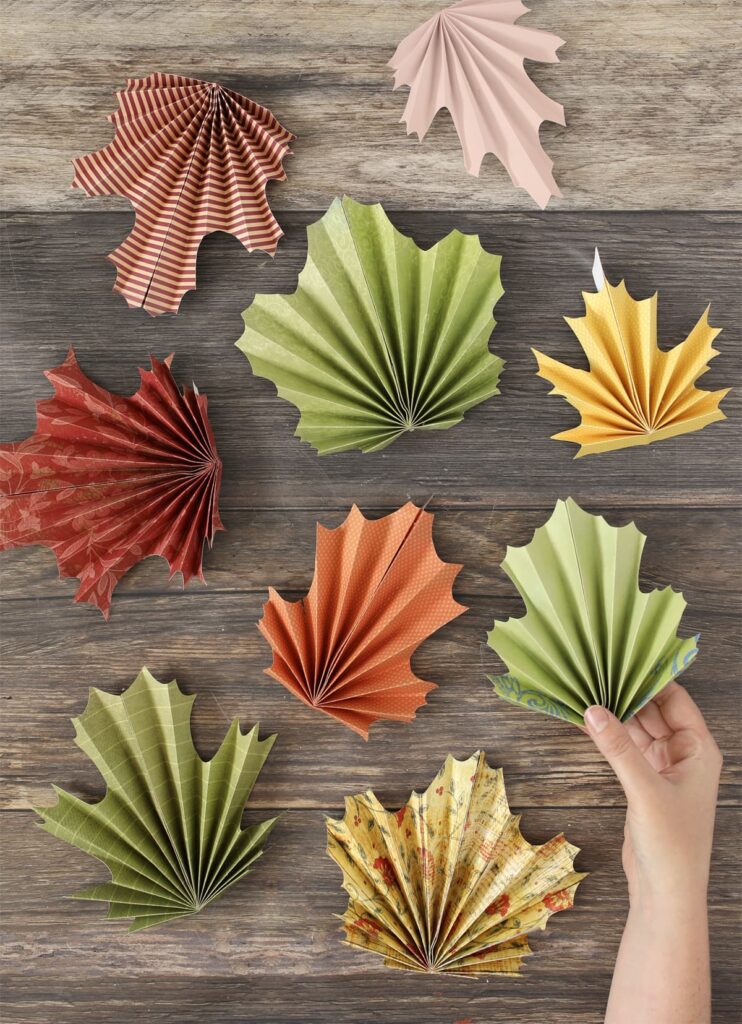 how to accordion fold fall leaves out of paper