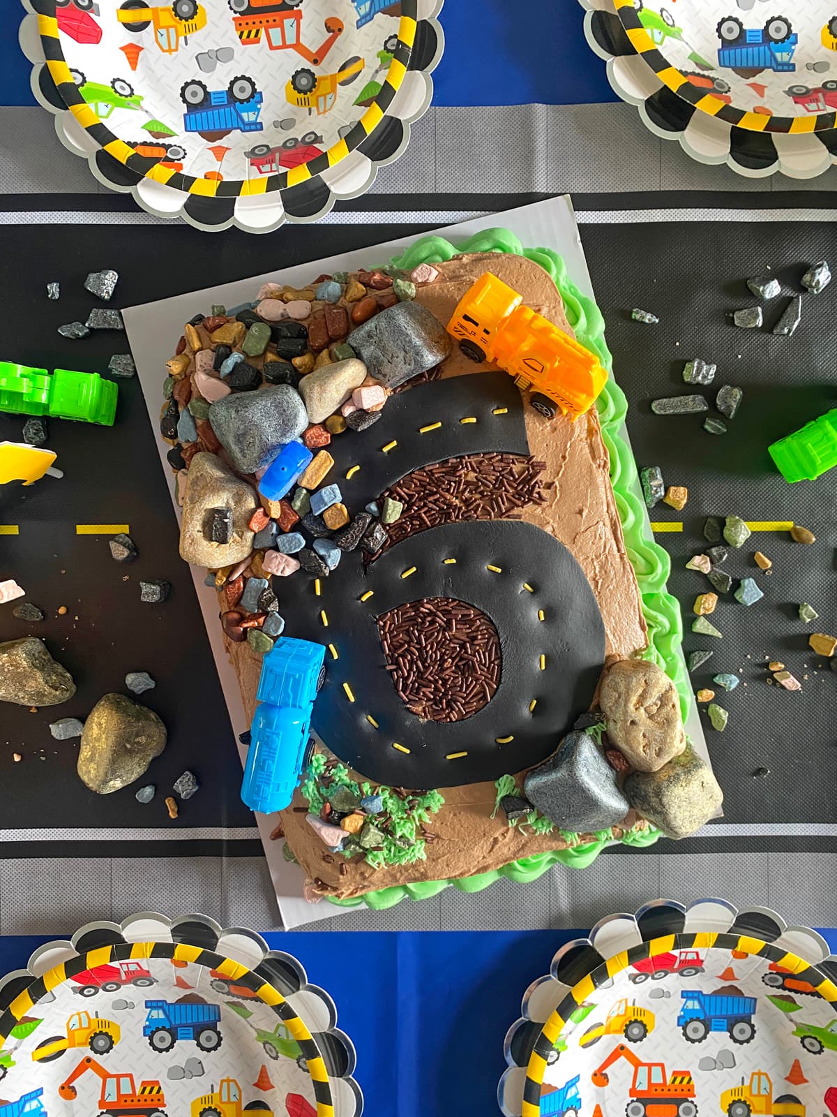 construction themed birthday cake idea