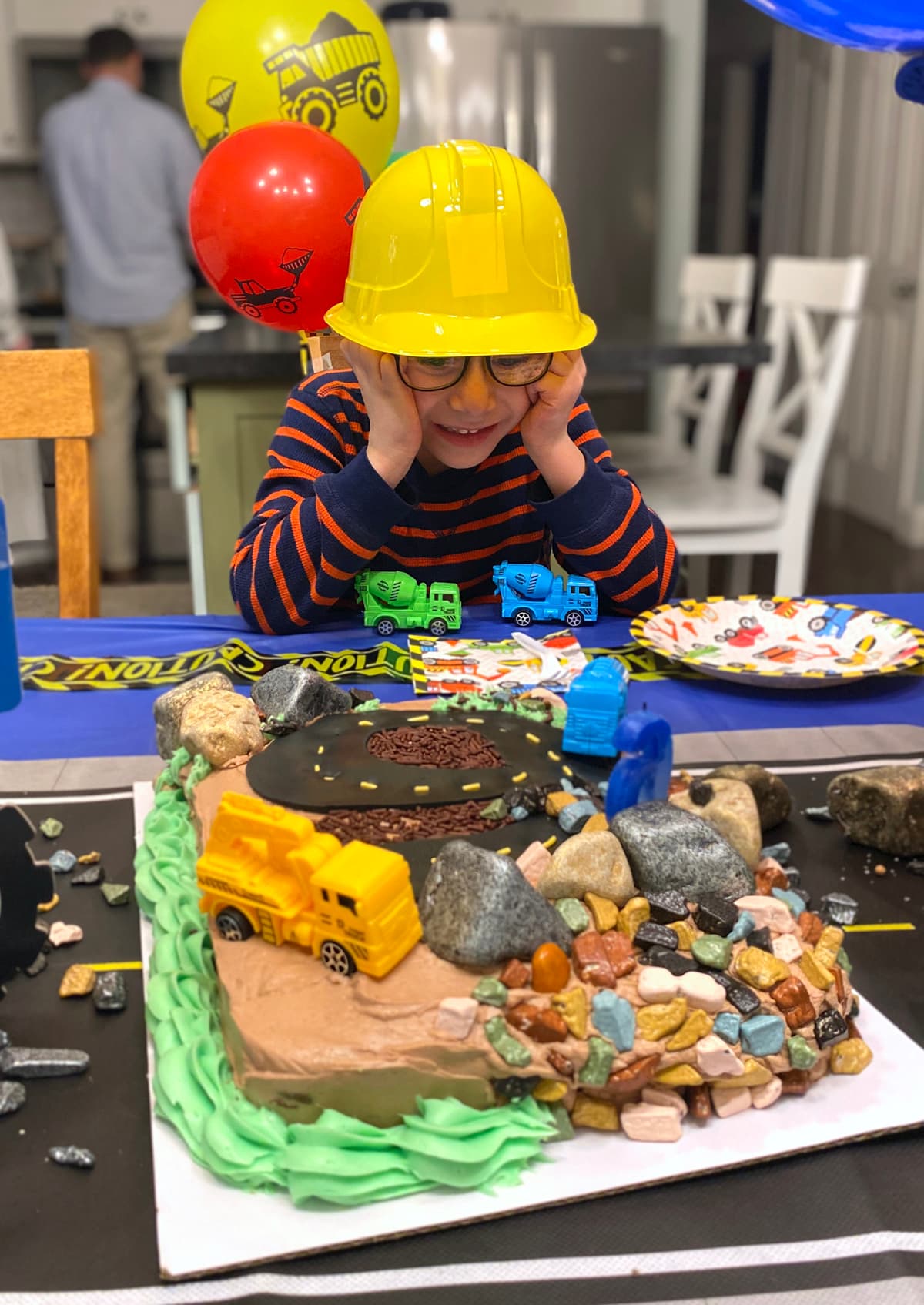 six year old construction birthday cake 