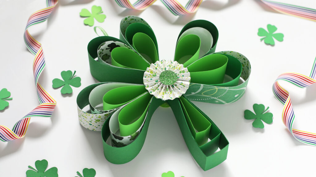 3D paper shamrock instructions